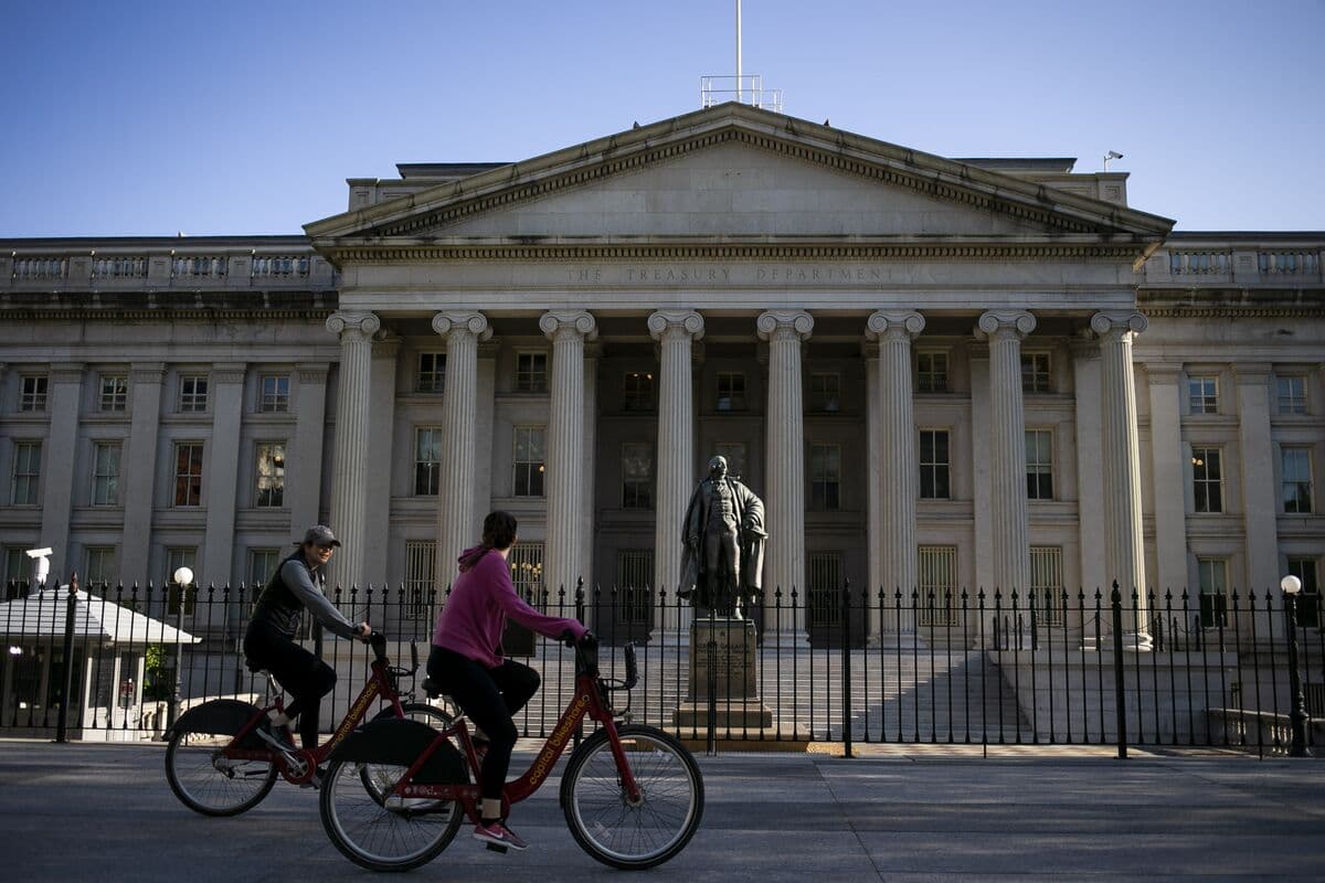 Foreign Demand for Treasury Debt Is Stalling, Trade Group Says