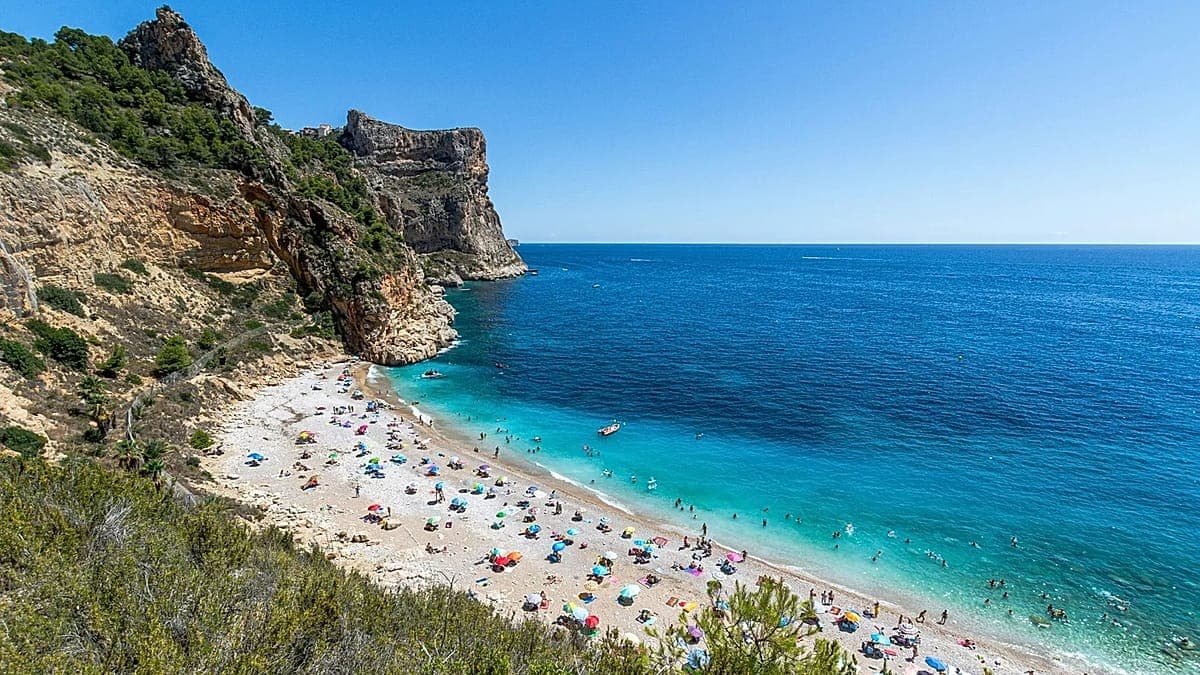 Spain’s record 794 Blue Flags: The beaches and marinas travellers should visit in 2026
