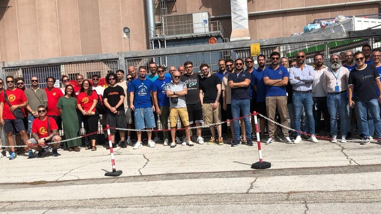 I lavoratori licenziati alla vigilia del primo maggio