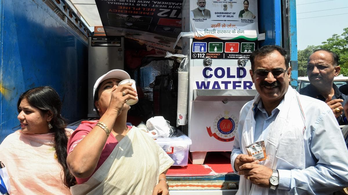 ‘Garmi se jung’: Delhi CM flags off 13 heat relief vans, unveils new Heat Action Plan