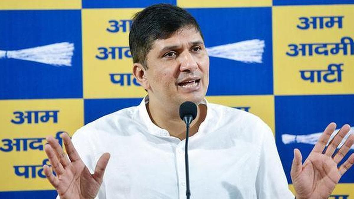 Delhi govt compelled parents to buy expensive uniforms: AAP
